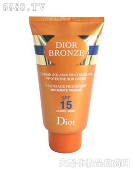 ·ˮױƷ(Ϻ)޹˾ϰ(Dior)ϰйͭɫɹ˪ SPF15